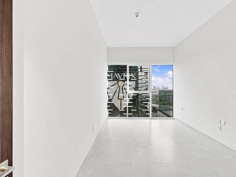 6 Image 6