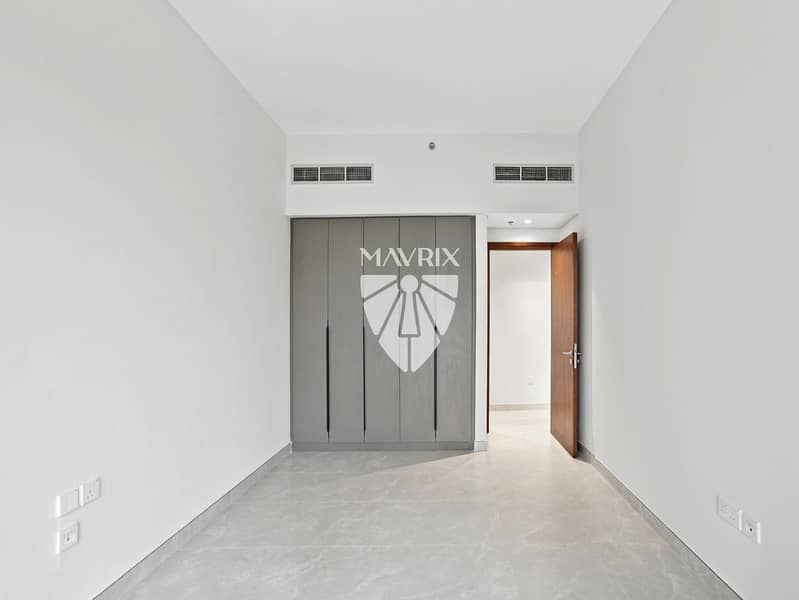 7 Image 7