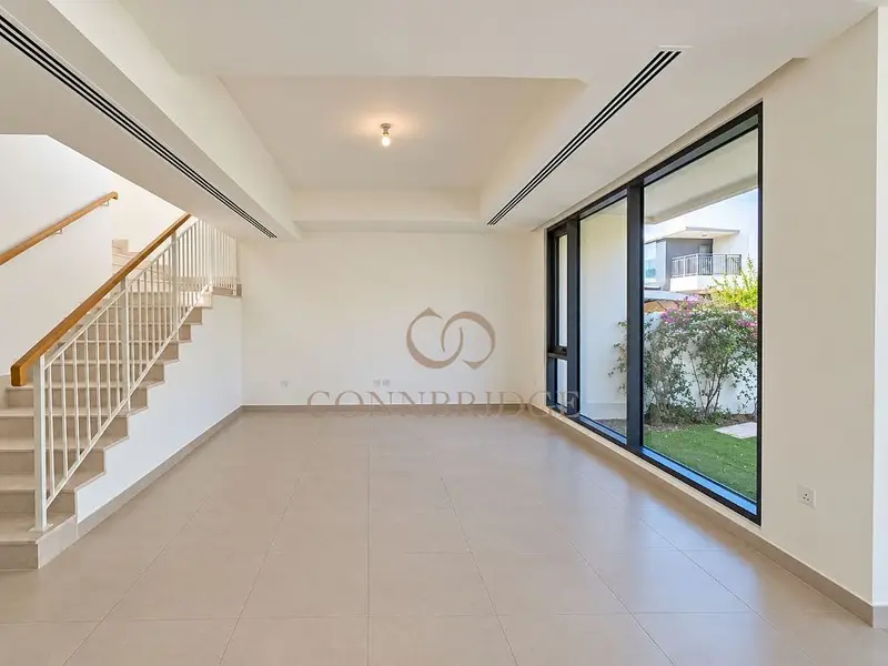 Corner Unit 5BR Villa | Park Facing | Newly Renovated