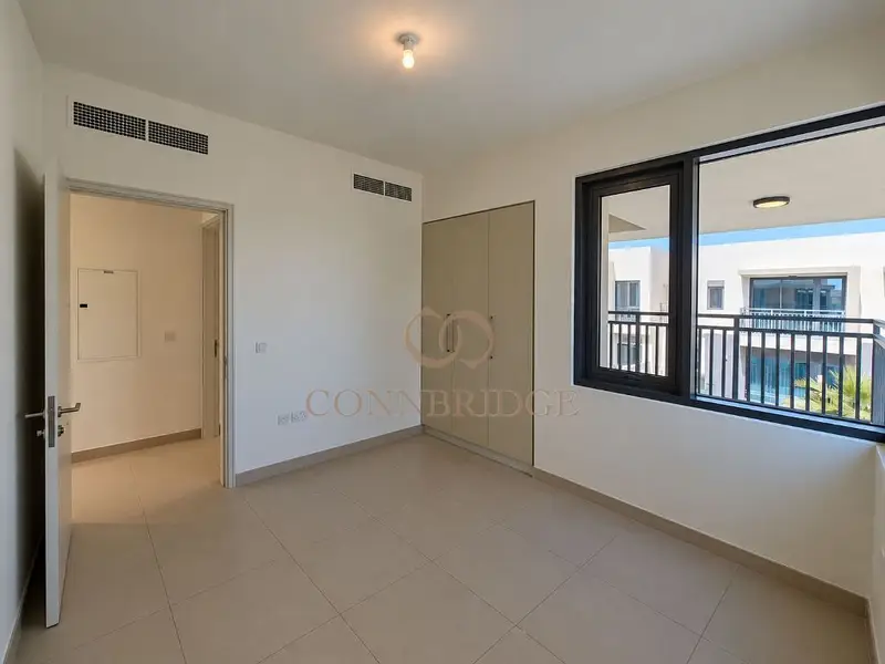 Corner Unit 5BR Villa | Park Facing | Newly Renovated