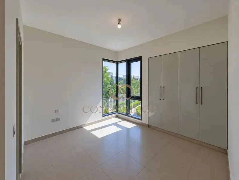 Corner Unit 5BR Villa | Park Facing | Newly Renovated