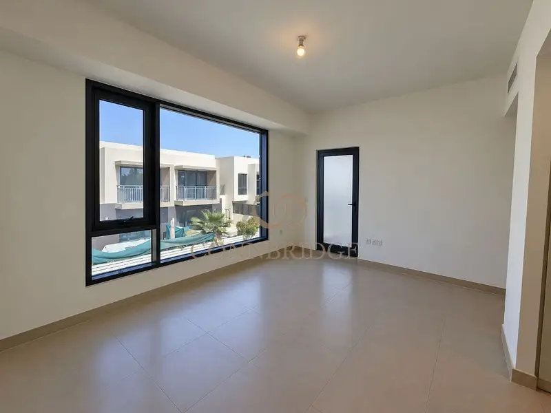 Corner Unit 5BR Villa | Park Facing | Newly Renovated