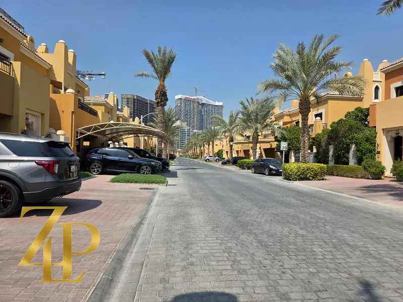 4BR + MAID`S VILLA | LANDSCAPED TERRACE & GARDEN VIEWS