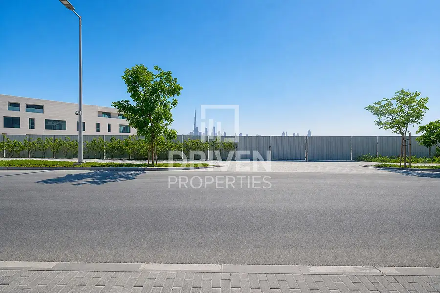 Large Plot | Prime Location | Jumeirah First
