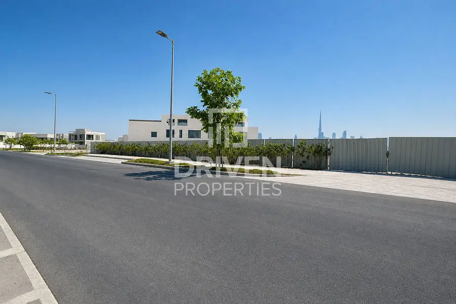 Large Plot | Prime Location | Jumeirah First