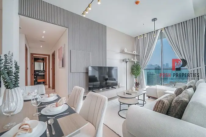 Royal ensuite | Fully Furnished l Higher Floor