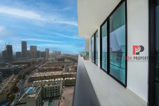 Royal ensuite | Fully Furnished l Higher Floor
