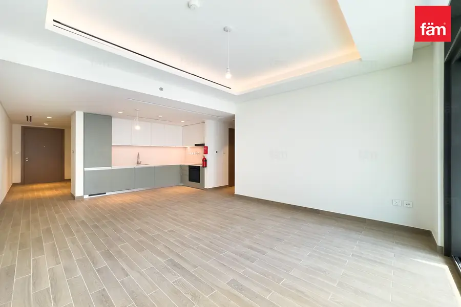 Castleton | Boulevard View | ready
