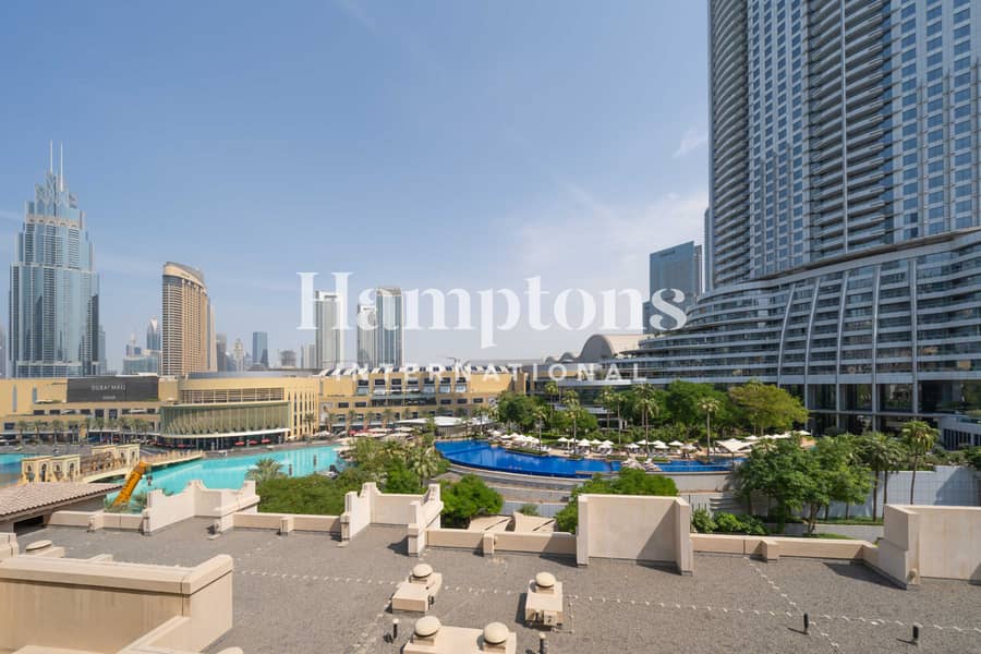 Spacious 1 Bedroom with Study | Fountain Views