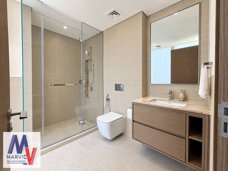 4 Bedroom 3 Ensuite - Bathroom. jpg