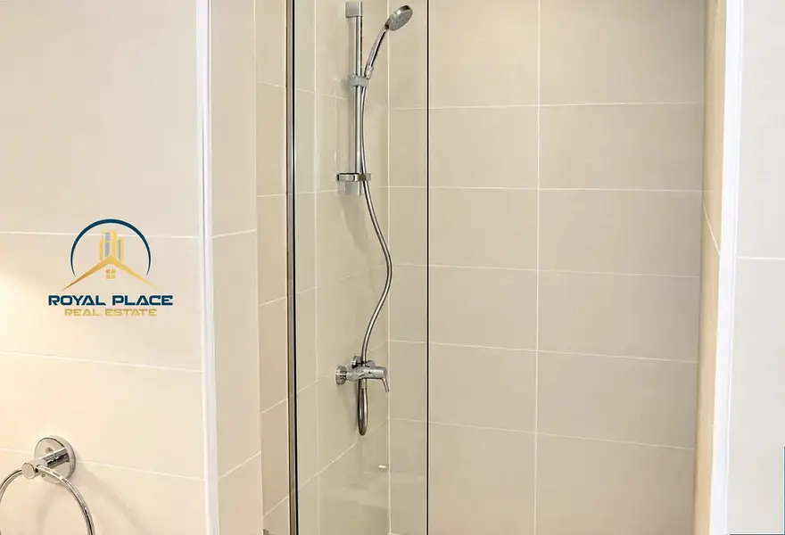 READY TO MOVE | HIGH FLOOR | UNFURNISHED