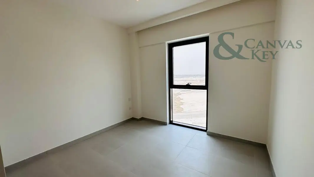 HIGH FLOOR | SPACIOUS | CREEK VIEW | VACANT