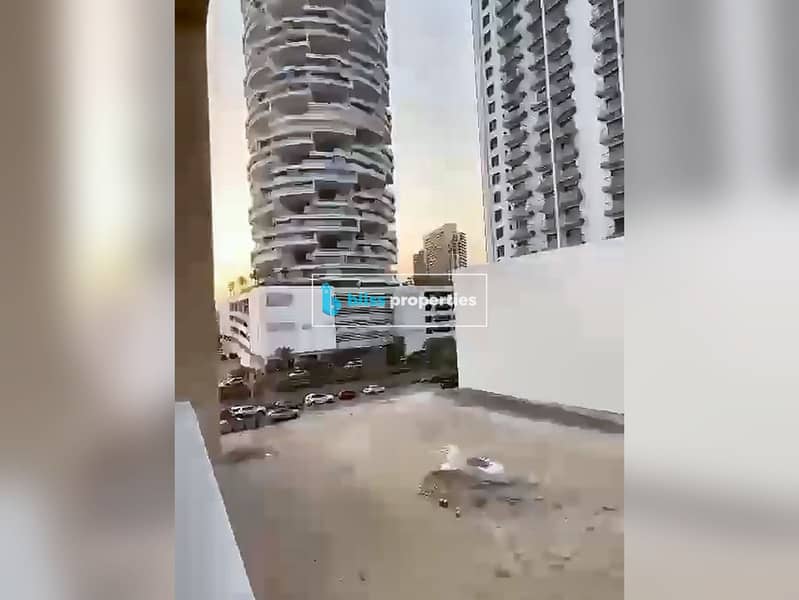 17 14_Balcony_View. jpg