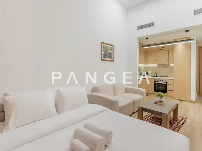Furnished | Multiple Cheques | Community View
