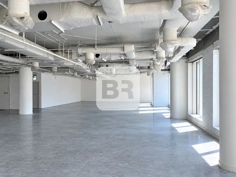 Shell&Core | Covered Parking | Near Metro