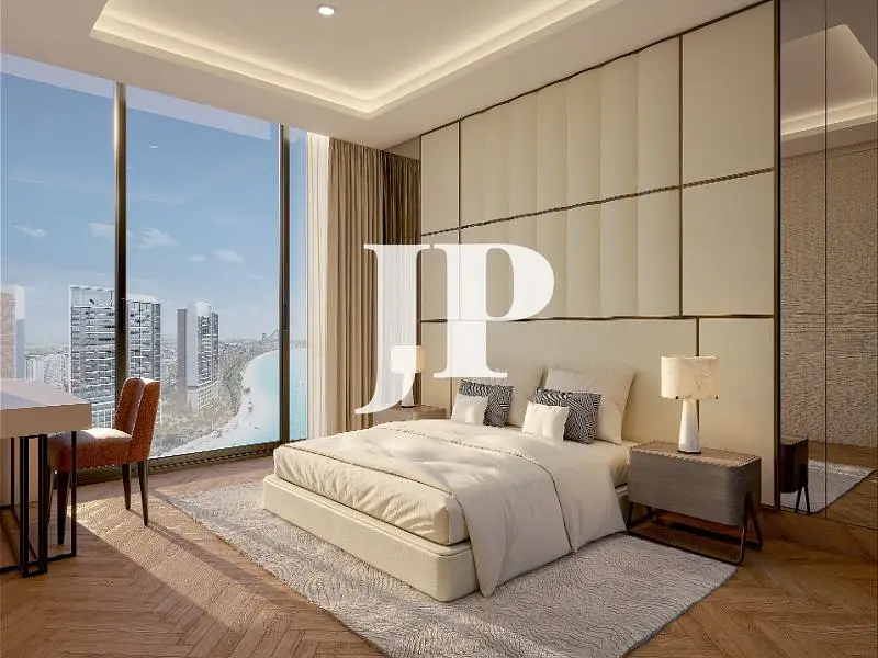 Waterfront 1BR Apartment || Marina & Skyline Views