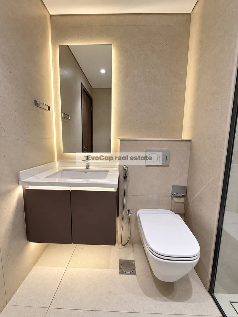 17 a7ddb191-f735-44cd-ad49-d7ab1aa3d311. jpg