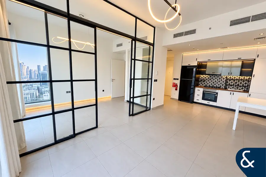 High Floor | 2 Bed | Vacant | Open View