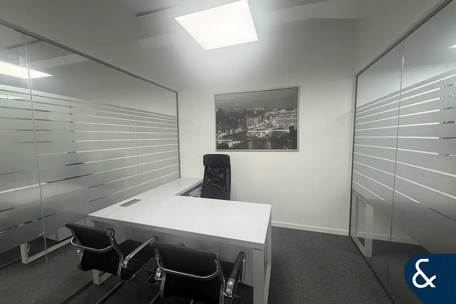 Furnished | Partitioned | High Floor