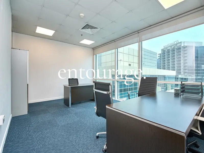 Multiple Cabins | Canal Views| 4 Parkings