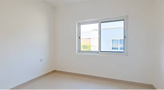 6 Listing_04_Bedroom_2. jpg