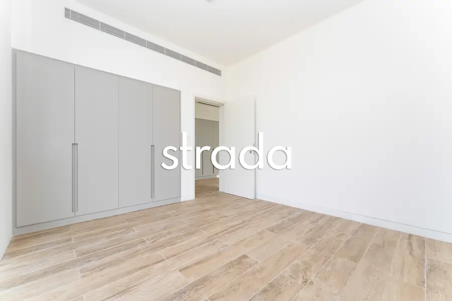 Huge Plot| Downtown Views| Near Mall| Visit Today