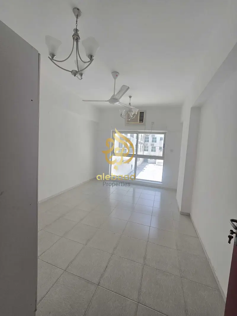 Ready to Move ! Front of Metro 2bhk available for rent • Book now!