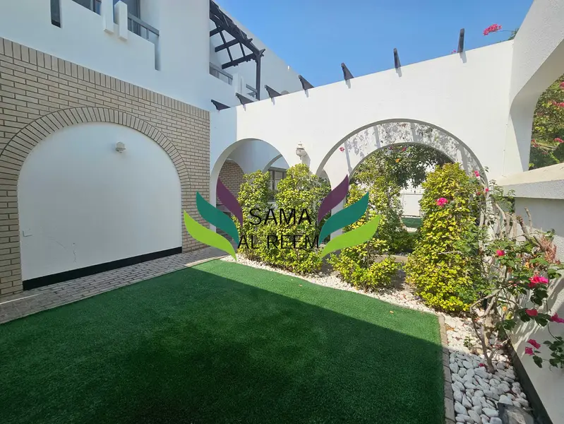 Independent 4 Bed+Maid Villa With Garden In Jumeirah 3