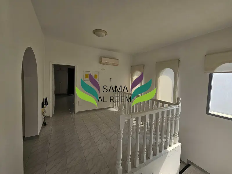 Independent 4 Bed+Maid Villa With Garden In Jumeirah 3