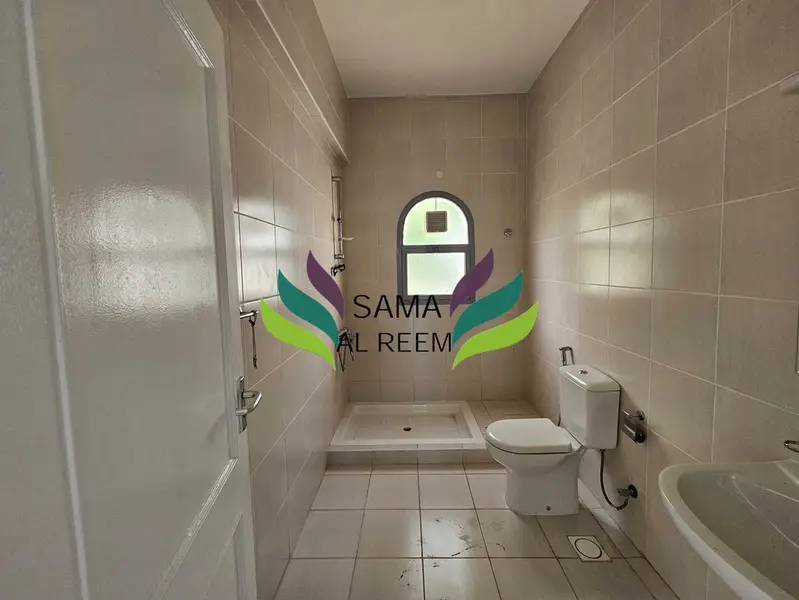 Independent 4 Bed+Maid Villa With Garden In Jumeirah 3