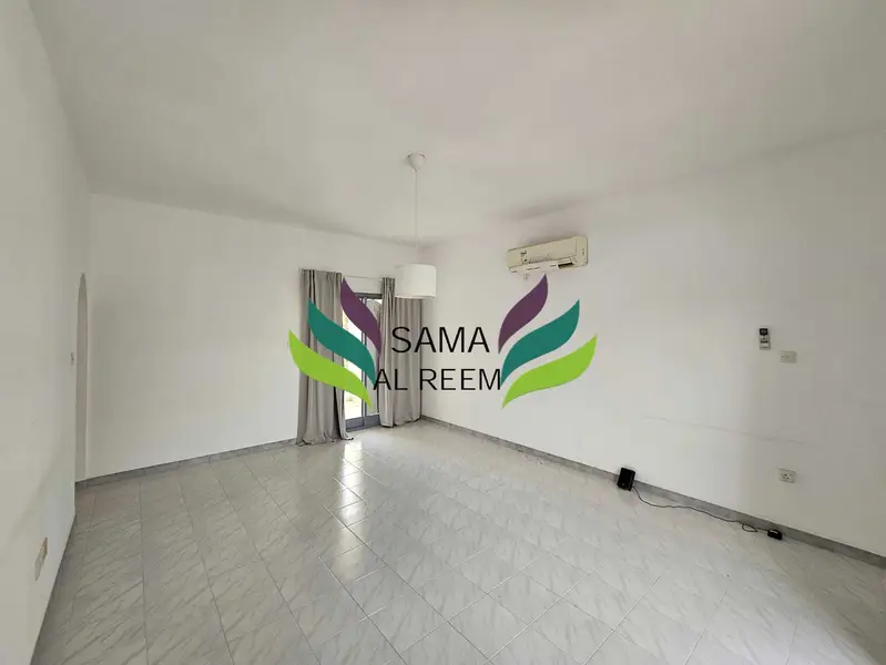 Independent 4 Bed+Maid Villa With Garden In Jumeirah 3