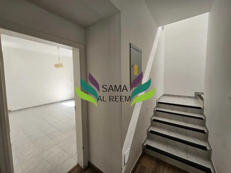 Independent 4 Bed+Maid Villa With Garden In Jumeirah 3