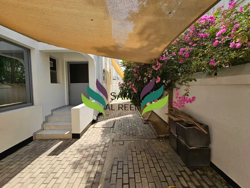 Independent 4 Bed+Maid Villa With Garden In Jumeirah 3