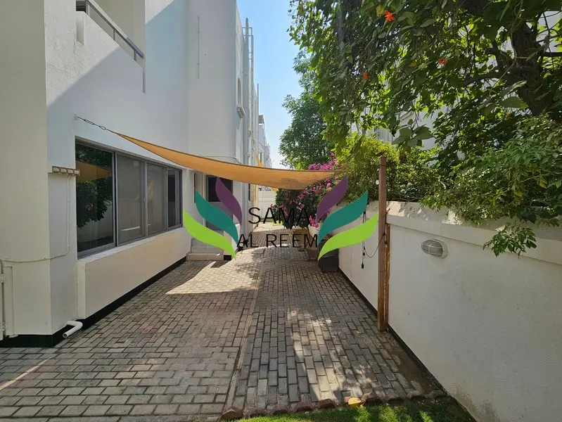 Independent 4 Bed+Maid Villa With Garden In Jumeirah 3
