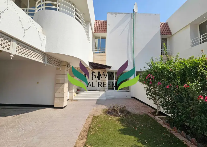 Compound villa | shared pool and garden | Jumeirah 3