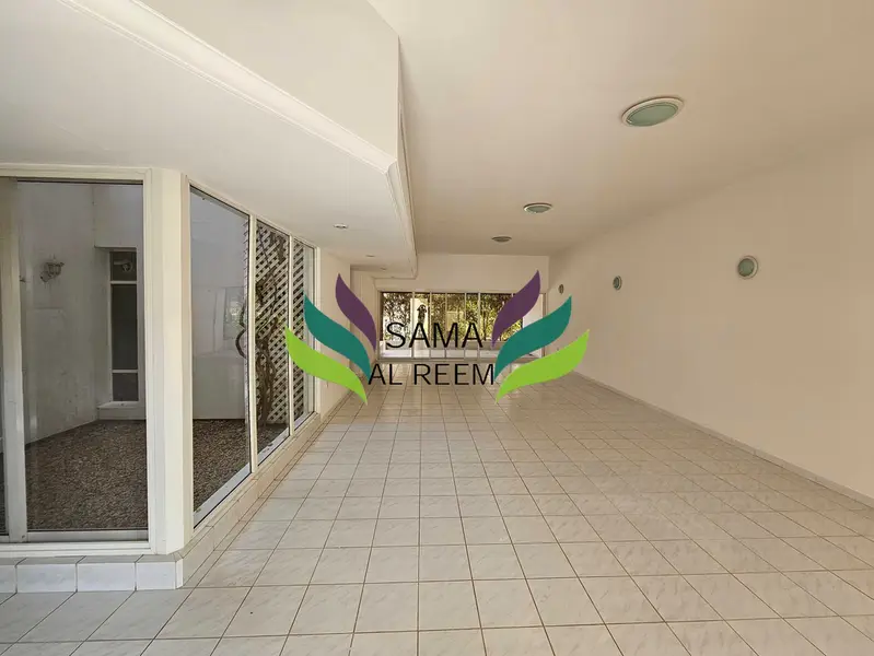 Compound villa | shared pool and garden | Jumeirah 3