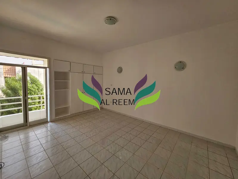 Compound villa | shared pool and garden | Jumeirah 3