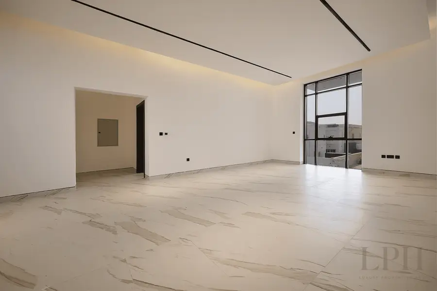 Spacious 6 Bed | Prime Location | Vacant