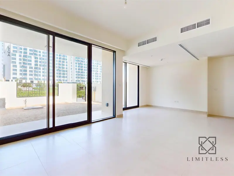 Single Row | Unfurnished | Prime Spot