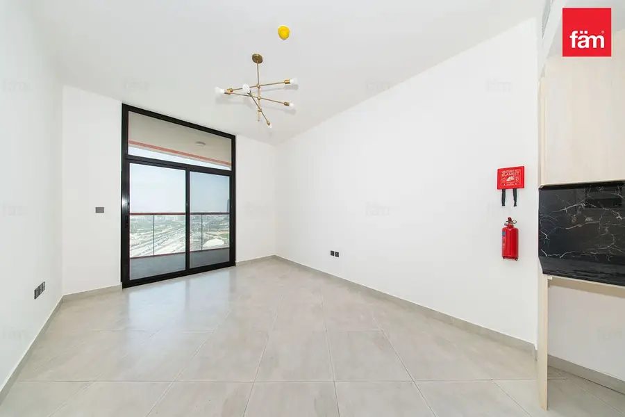 Balcony | Pool | Near To Metro | Vacant Now