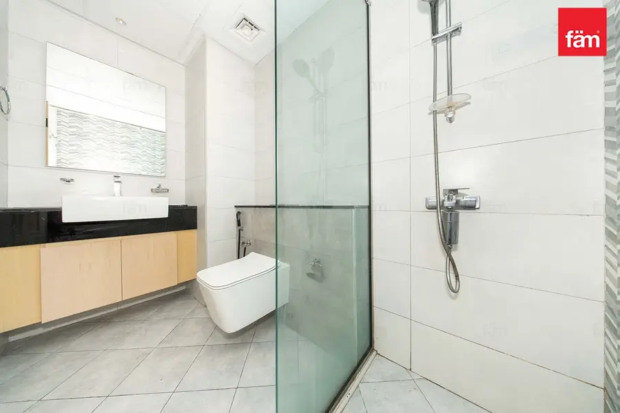 Balcony | Pool | Near To Metro | Vacant Now