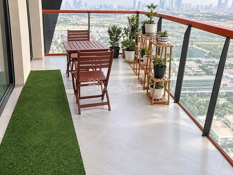 Mid Floor | Open View | Spacious | Vacant