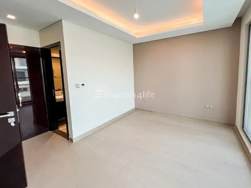 Full gold course view|Vastu Unit|Brand new unused