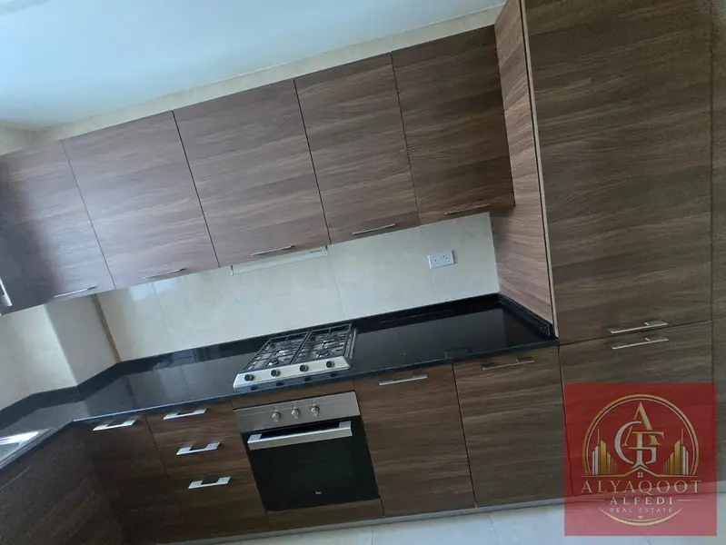 ELEGANT 1 BHK | SEMI FURNISHED | Dishwasher Installed