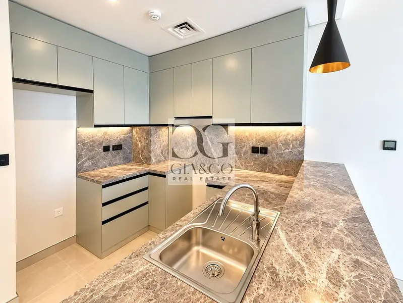 Tenanted | High Floor | Full Golf Course View