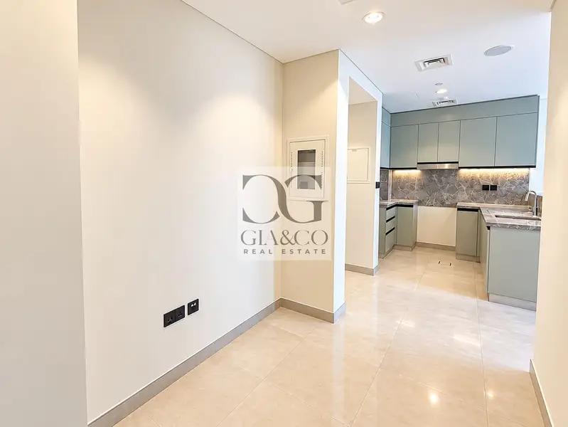 Tenanted | High Floor | Full Golf Course View