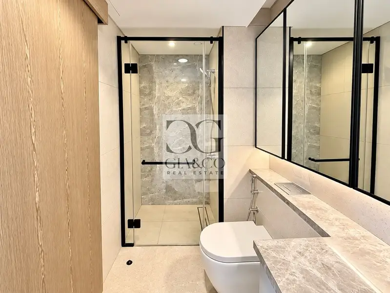 Tenanted | High Floor | Full Golf Course View