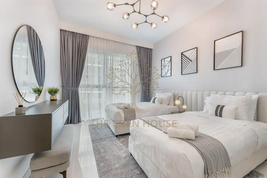 Coastal View 2BR | Beachfront Living