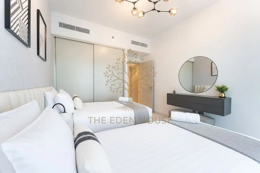 Coastal View 2BR | Beachfront Living