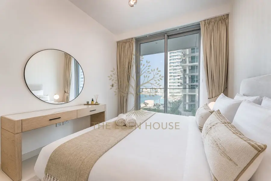 Coastal View 2BR | Beachfront Living